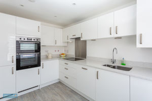 Kitchen- click for photo gallery